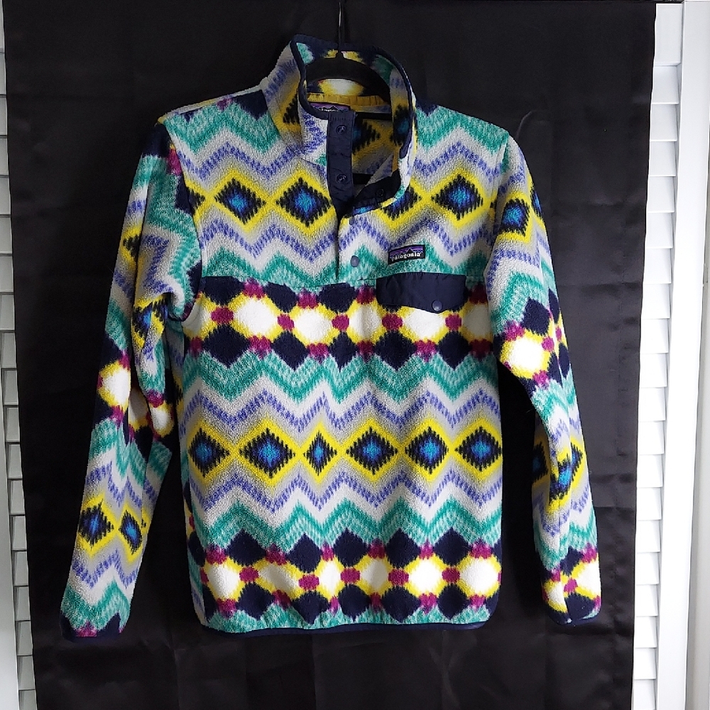 Patagonia Sweater, Size Small, SYNCHILLA, Colorful Aztec,‎ Blue, Yellow, Gray